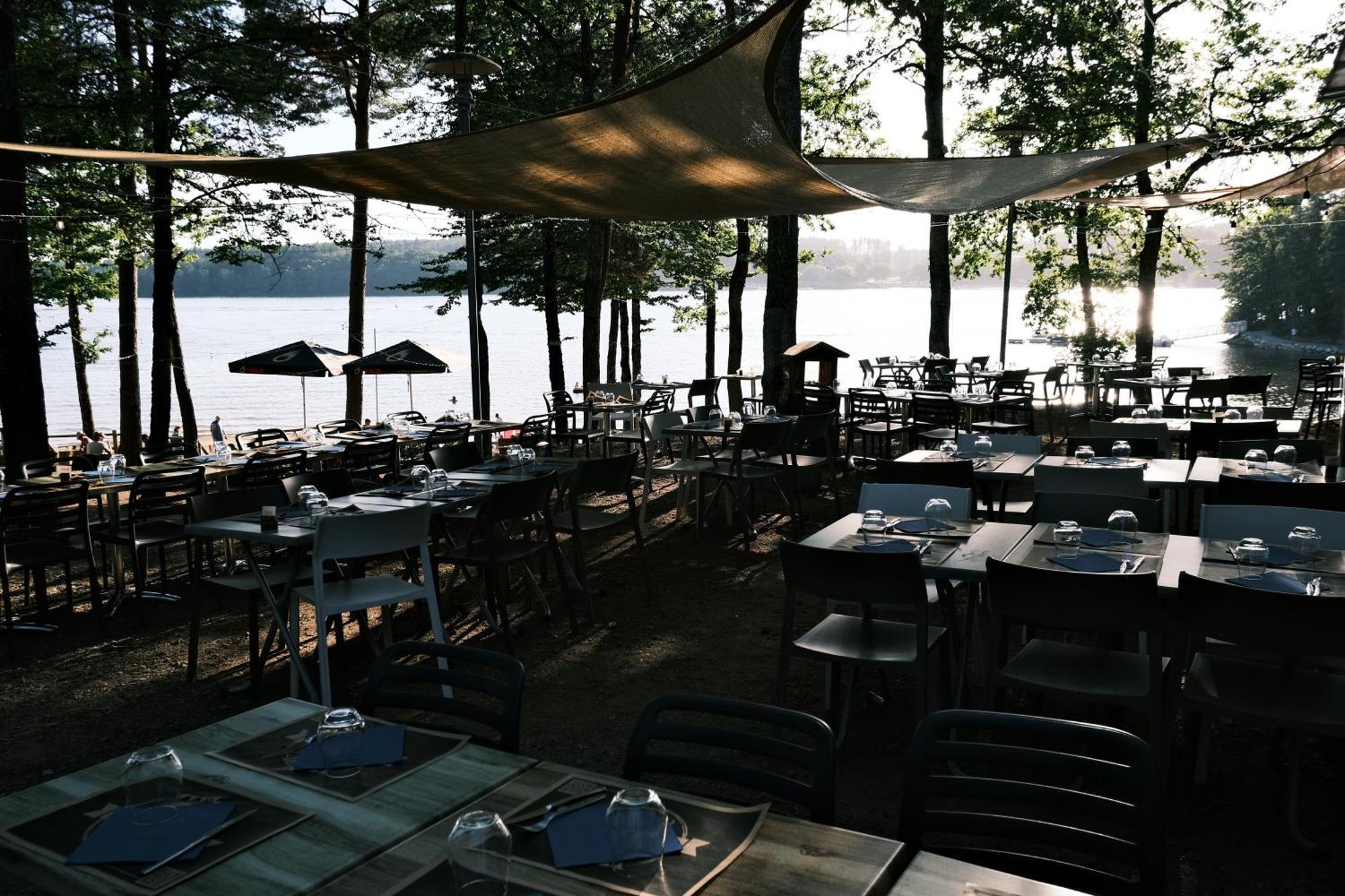 Lodge Avec Spa Privatif - Foret Et Lac Liginiac Exterior foto